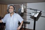 Kunal Ganjawala at a song recording in Mumbai on 29th Nov 2012 (8).JPG